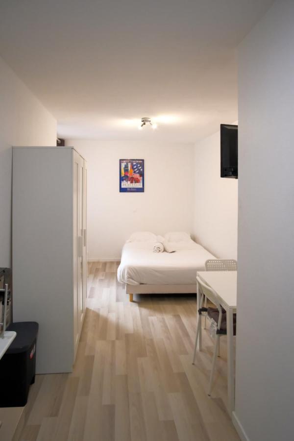 דירות פריז Charming And Cozy Near Montparnasse מראה חיצוני תמונה